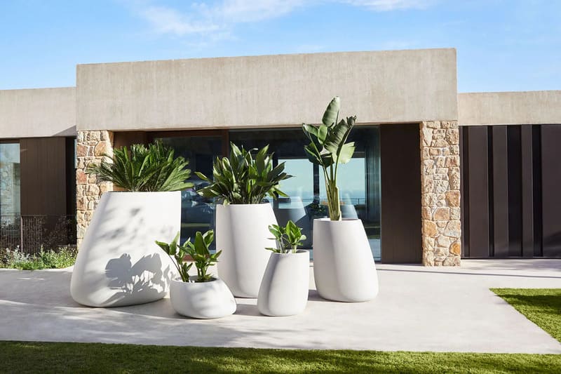 vondom macetero jardín exterior